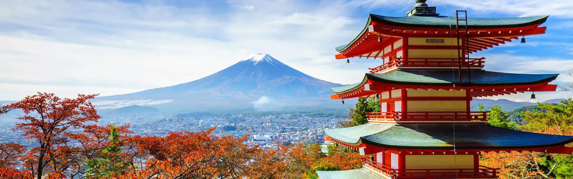 Exclusive charter cruise aboard Le Jacques-Cartier