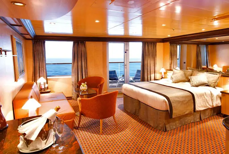 S Suite with Balcony