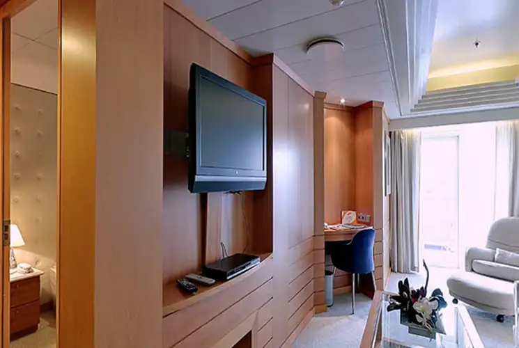 GS Large Suite
