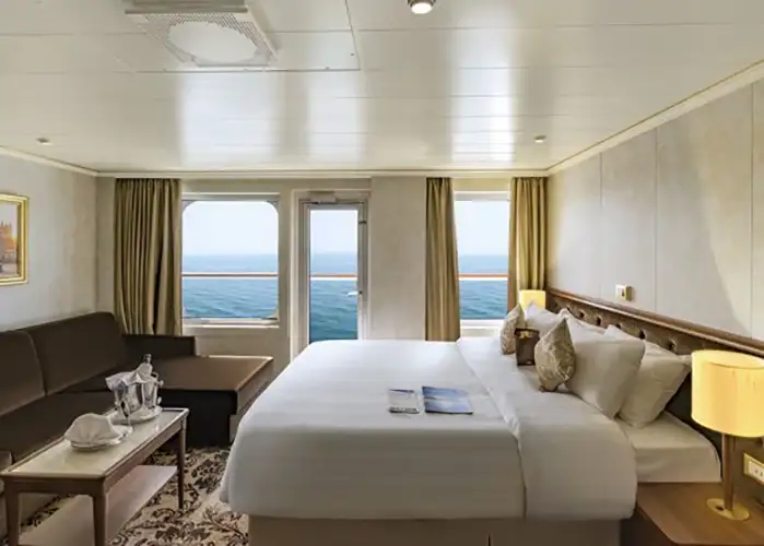 S Suite with Balcony