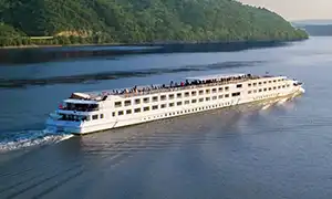 Images of M/N River Sapphire