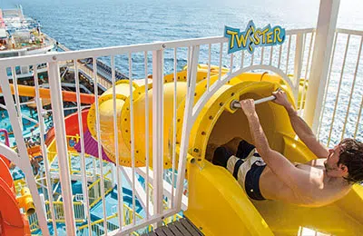 Photo 2 of Carnival Fantasy ®