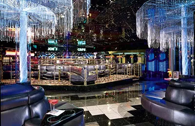 Photo 3 of Carnival Sensation ®