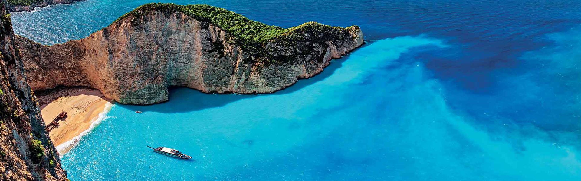 Sail through the idyllic landscapes of the Mediterranean Sea and Greek Islands 